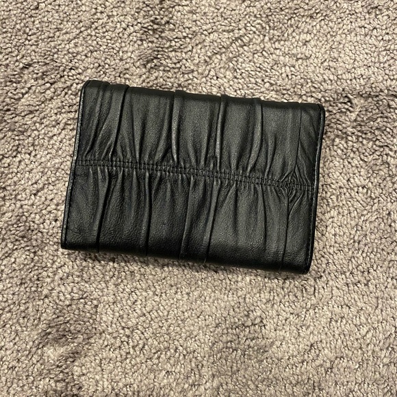 Prada Black leather tri fold wallet - Picture 2 of 5